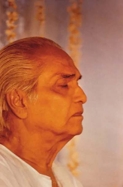 Ramesh Balsekar formal portrait in traditional attire